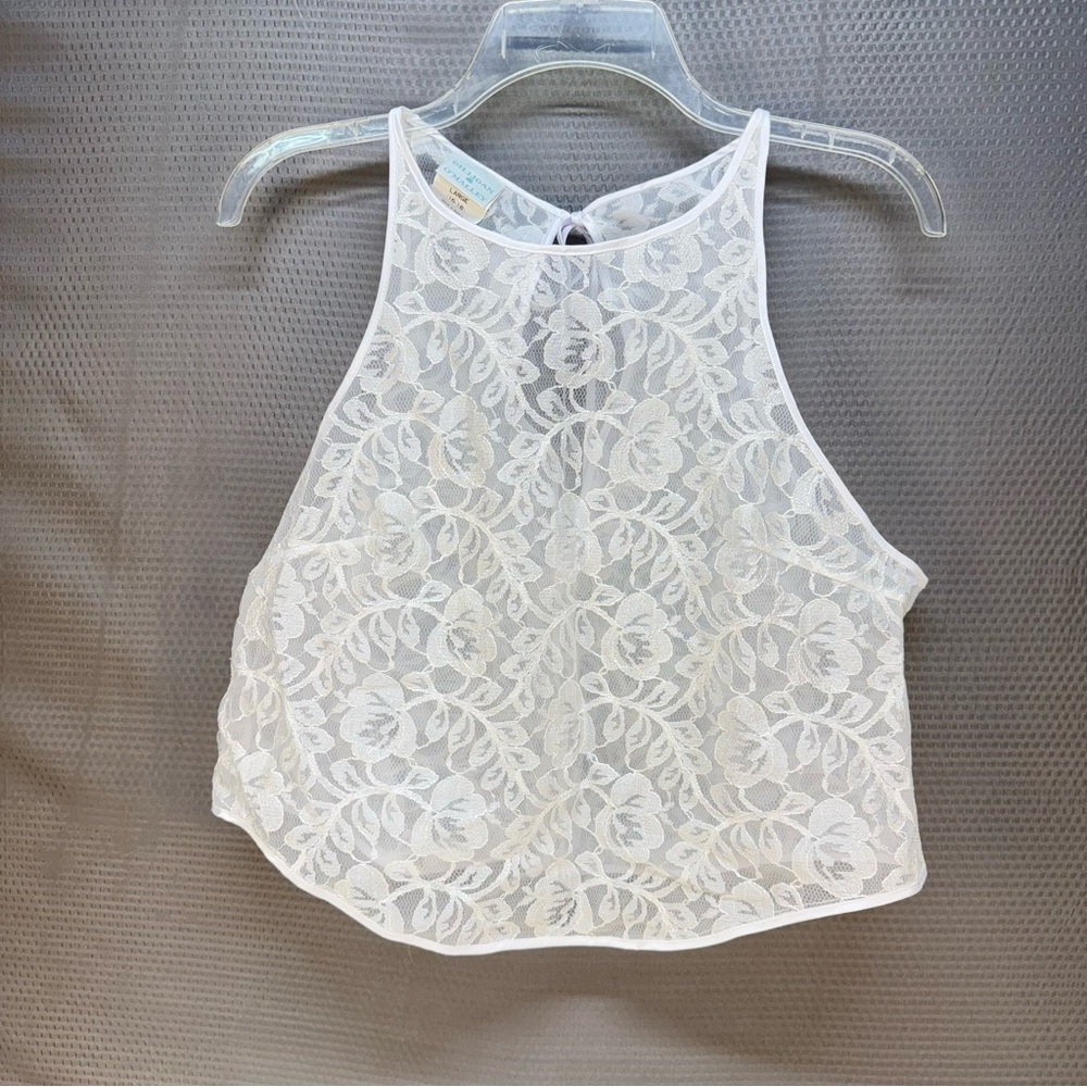 Gilligan & O'Malley White Lace Crop Top